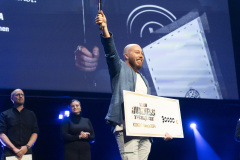 linnan business turnajaiset, verkatehdas, start up, yrityskasvu, kiihdytys-sarja, noheva, yrityskilpailu, Floness, Bobo Kahvila Oy, Atom Airsoft Oy, Appquard OyKuvassa voittaja Sami Immonen (Noheva)